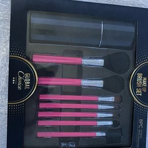 Makeup brushes with eyeshadow palette